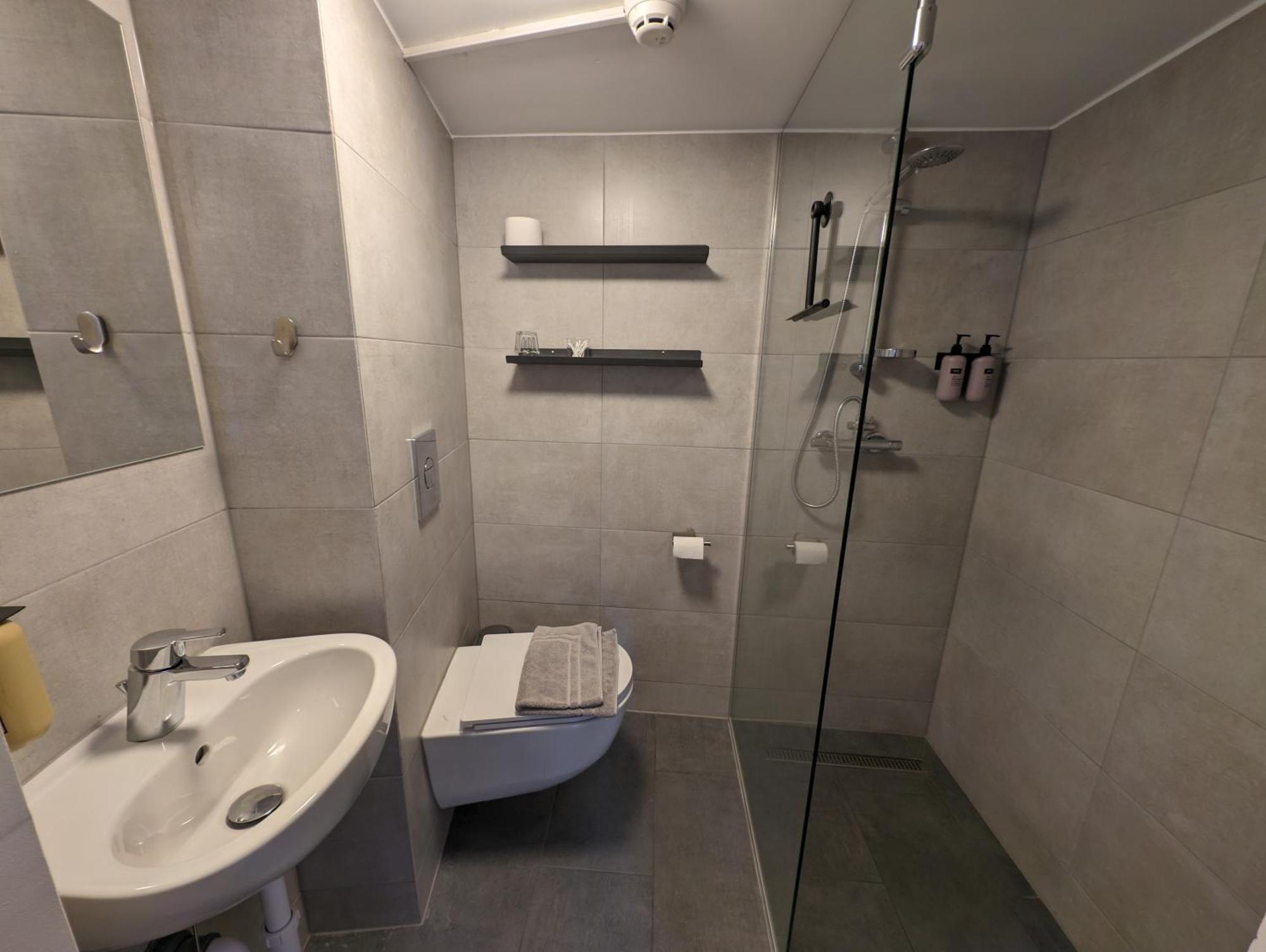 The Isafjoerthur Inn By Ourhotels Экстерьер фото